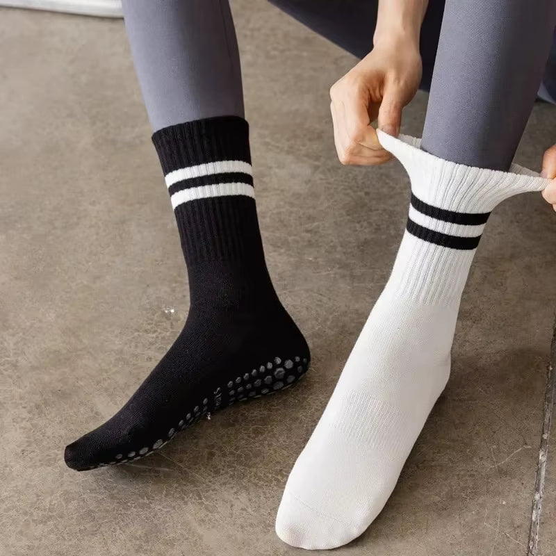 Mid-Tube Women Yoga Socks Cotton Professional Non-Slip Silicone Indoor Fitness Socks Floor Socks Dance Pilates Sports Socks